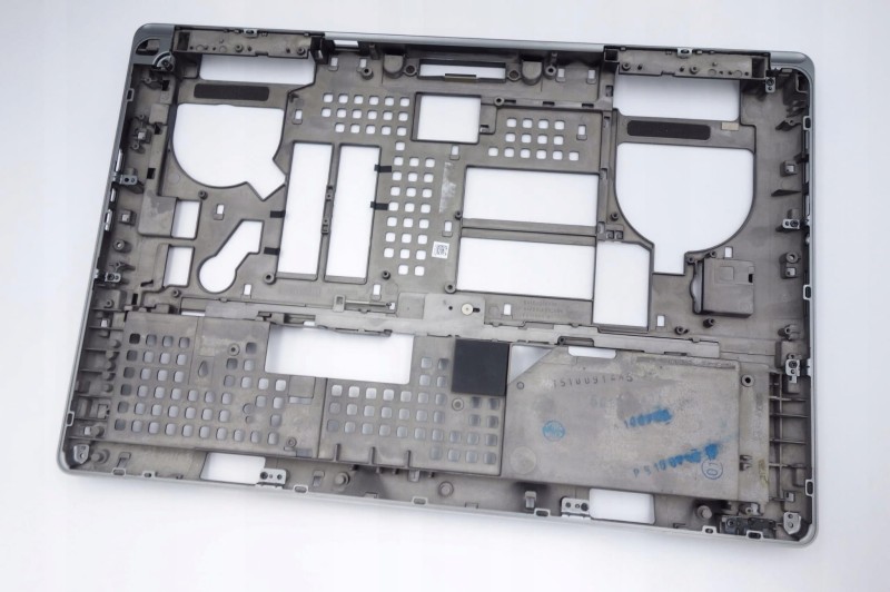 Obudowa Korpus Stelaż Dell Precision 7710