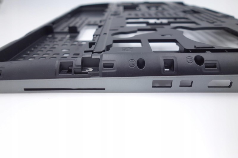 Obudowa Korpus Stelaż Dell Precision 7710