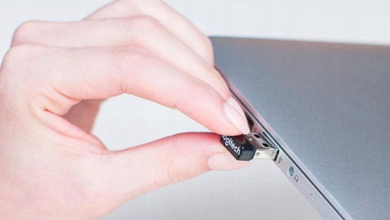 Bezprzewodowa-Mysz-Logitech-M650-L-Graphite-Optyczna-4000DPI-SWIETNA-JAKOSC-Kolor-szary.webp